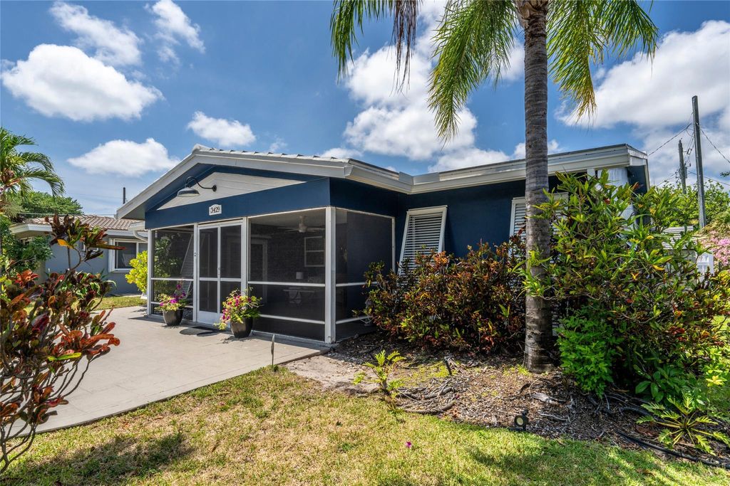 Photo of 3429 NE 17th Way, Oakland Park, FL 33334 (MLS # F10478356)