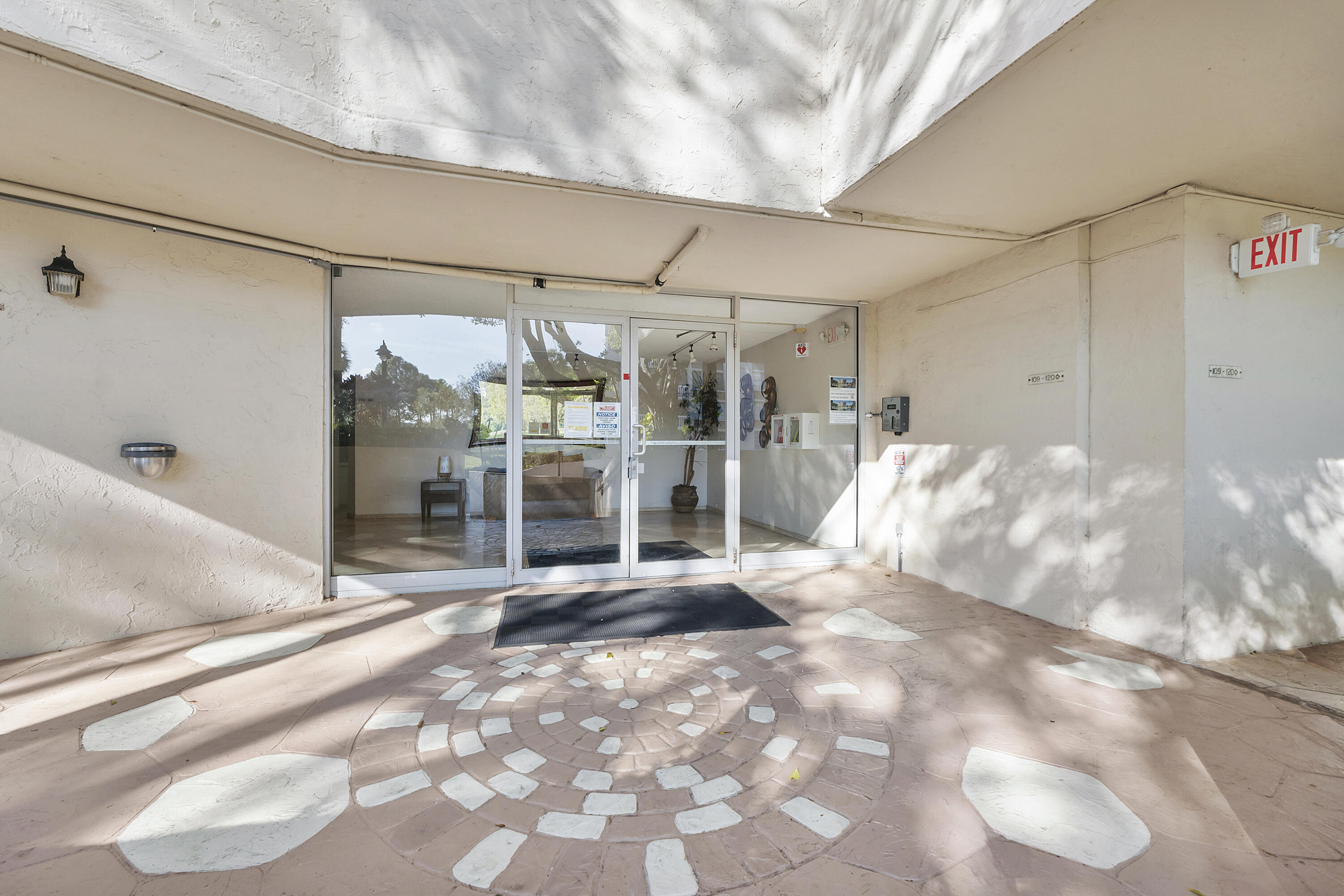 7001 Environ Boulevard 401