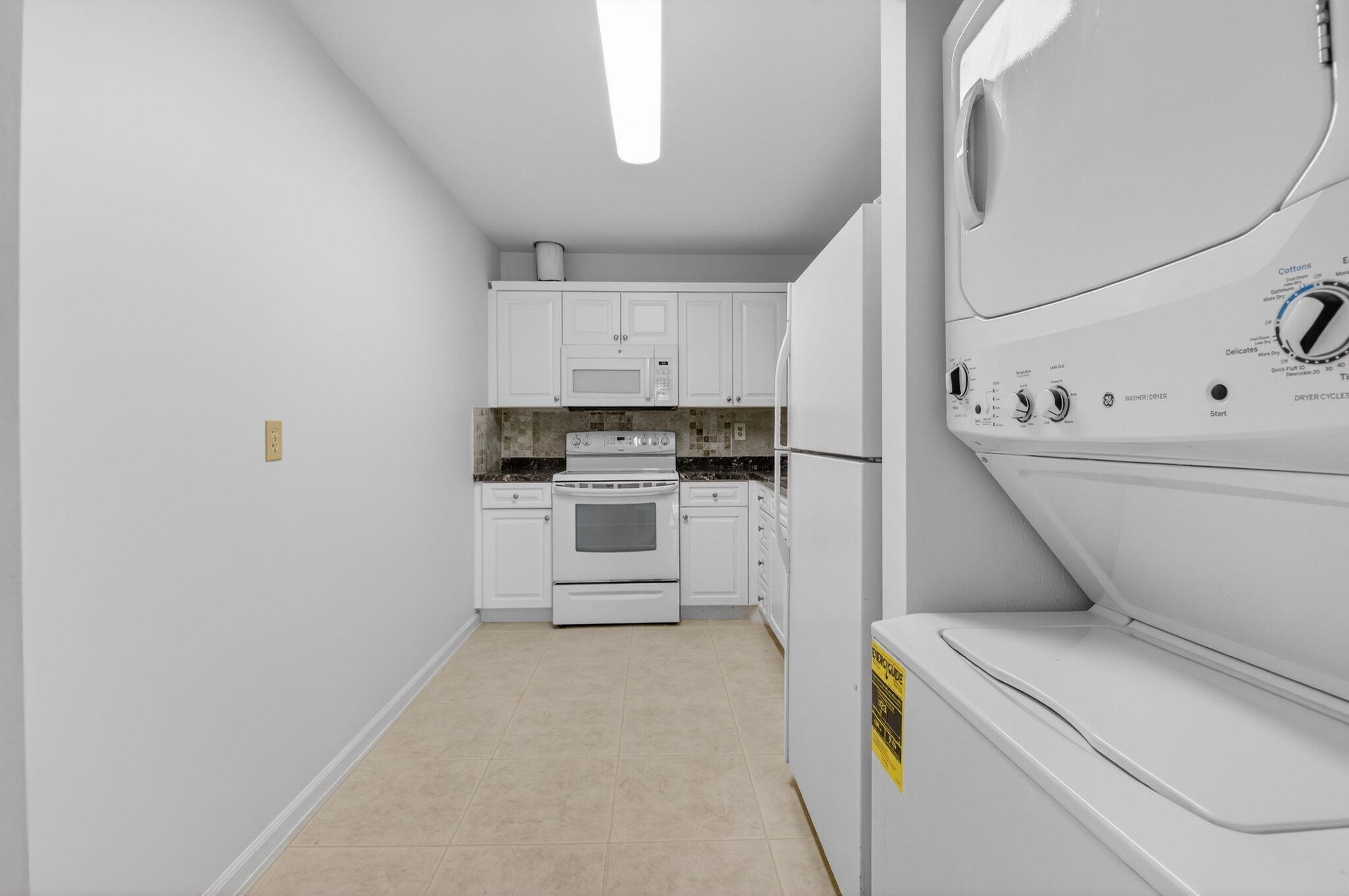 LIMETREE CONDO - Residential