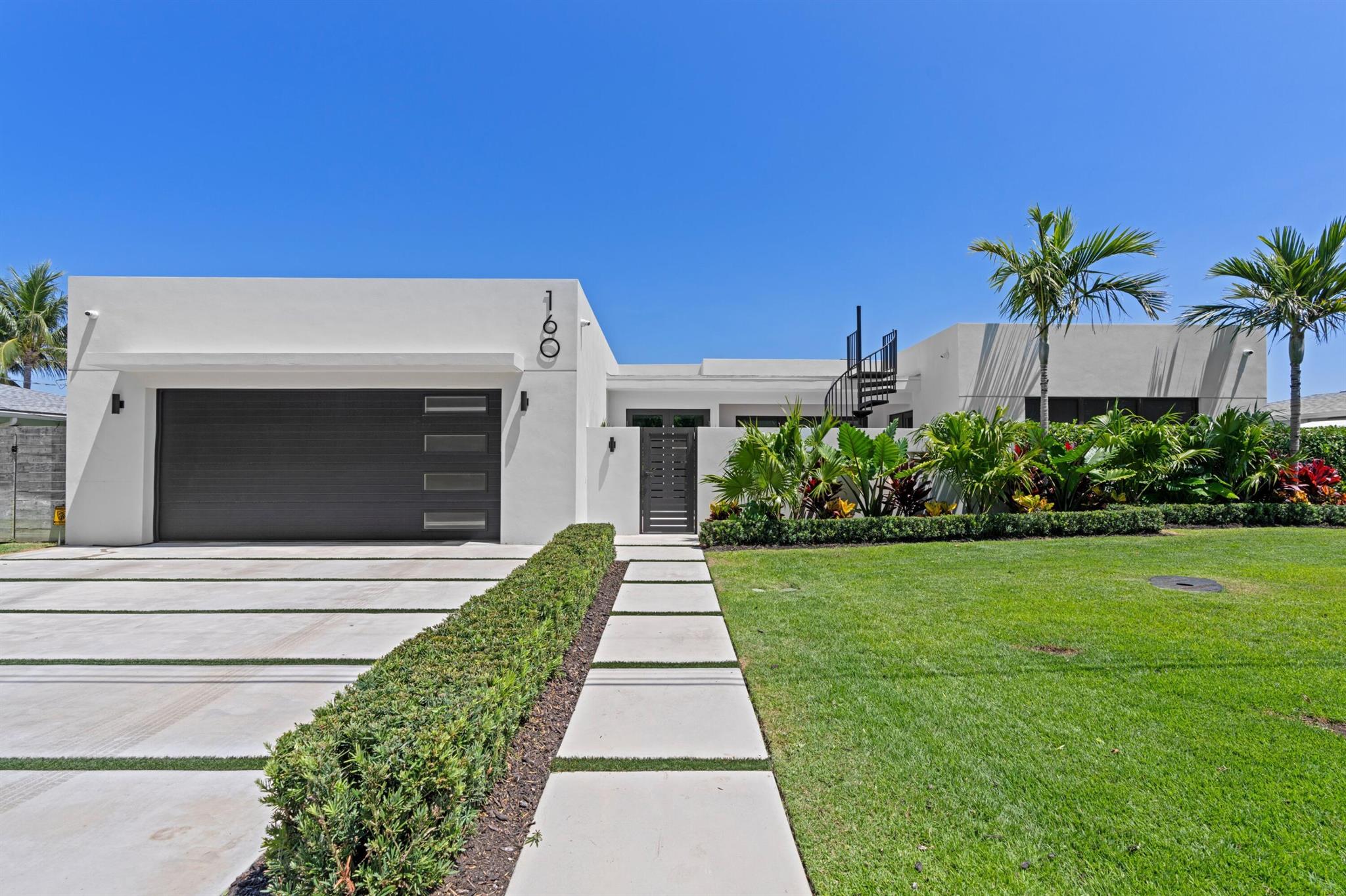 160 Periwinkle Drive