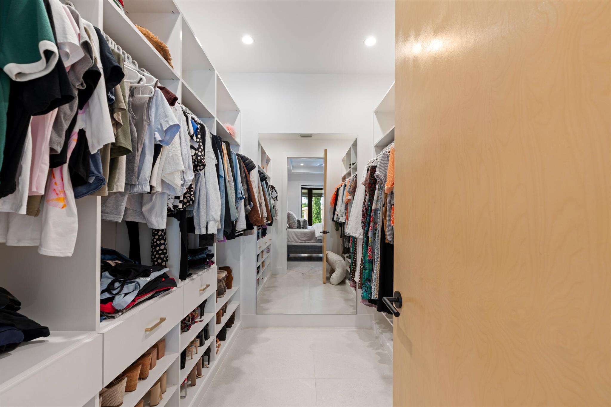 HYPOLUXO PARK IN - Residential