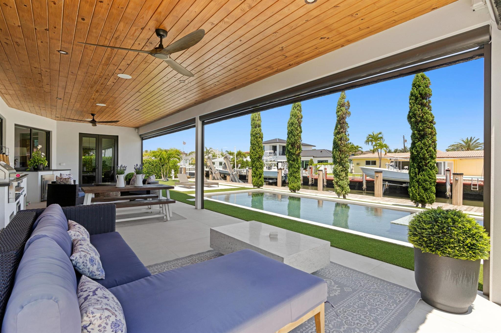 HYPOLUXO PARK IN - Residential