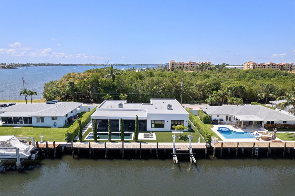 Photo of 160 Periwinkle Drive, Hypoluxo, FL 33462 (MLS # R11089759)