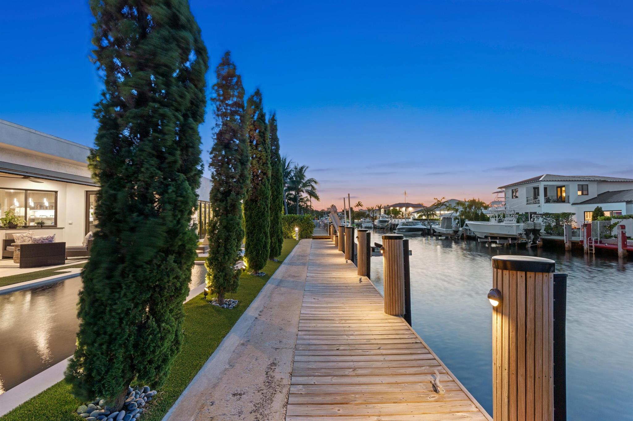 HYPOLUXO PARK IN - Residential