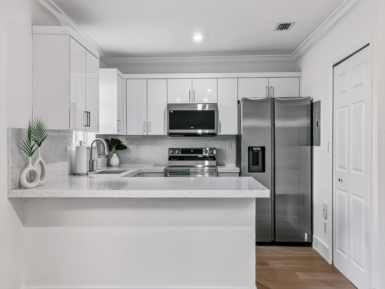 ETHEREAL GARDENS II CONDO - Residential Lease