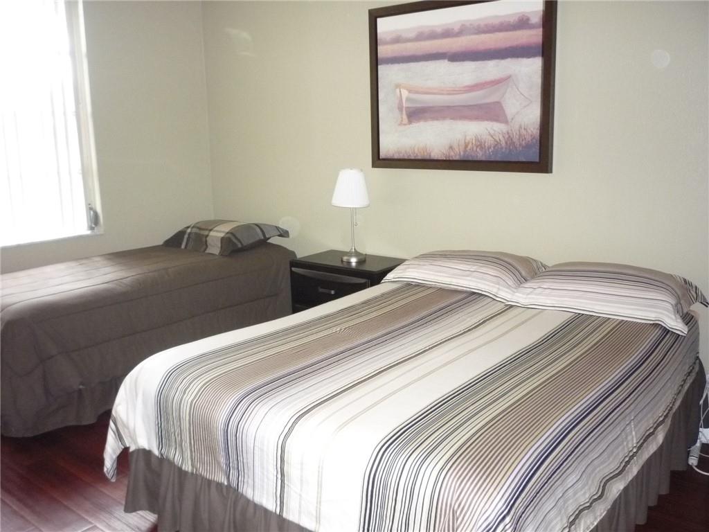 HOLLYBROOK GOLF & TENNIS - Residential