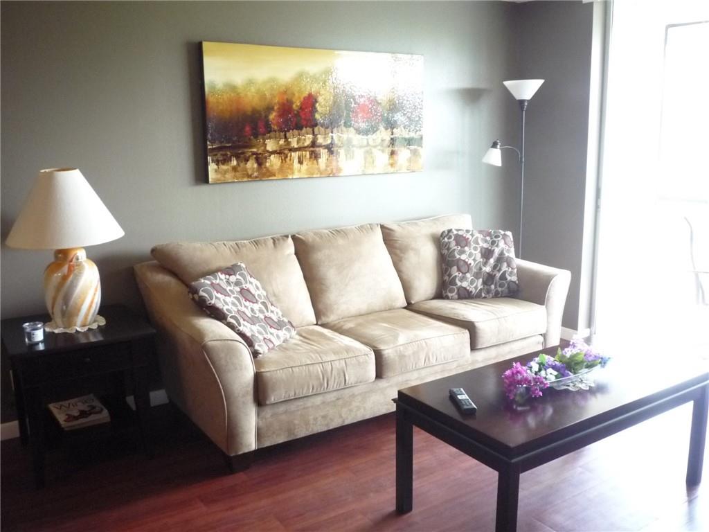 HOLLYBROOK GOLF & TENNIS - Residential