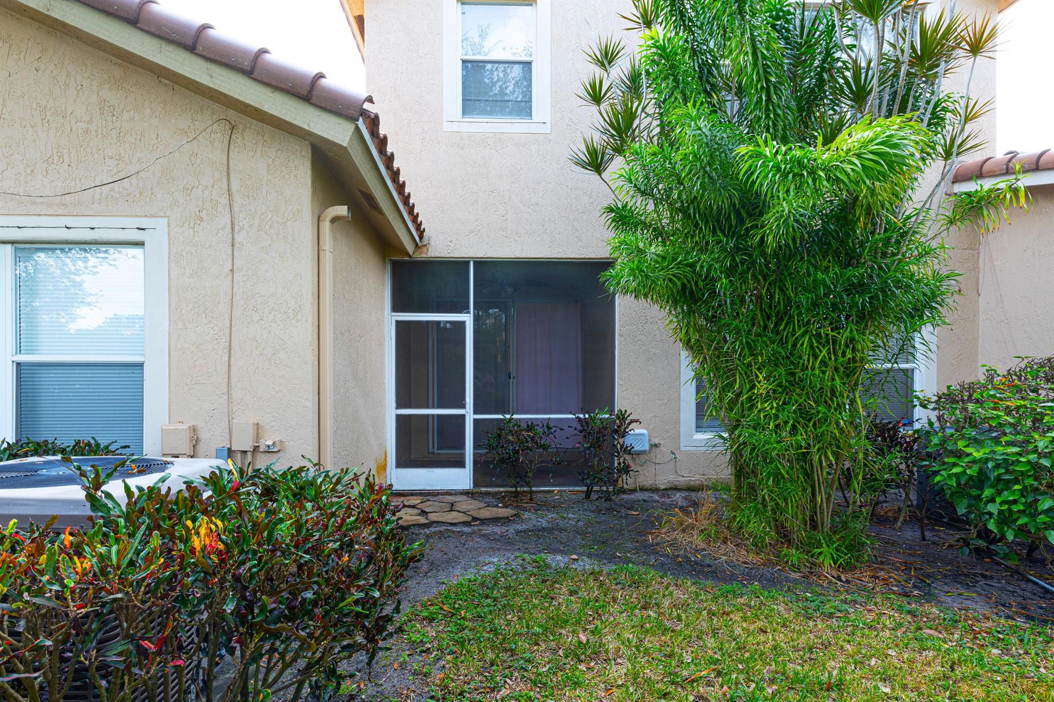 BOYNTON OASIS CONDO - Residential Lease