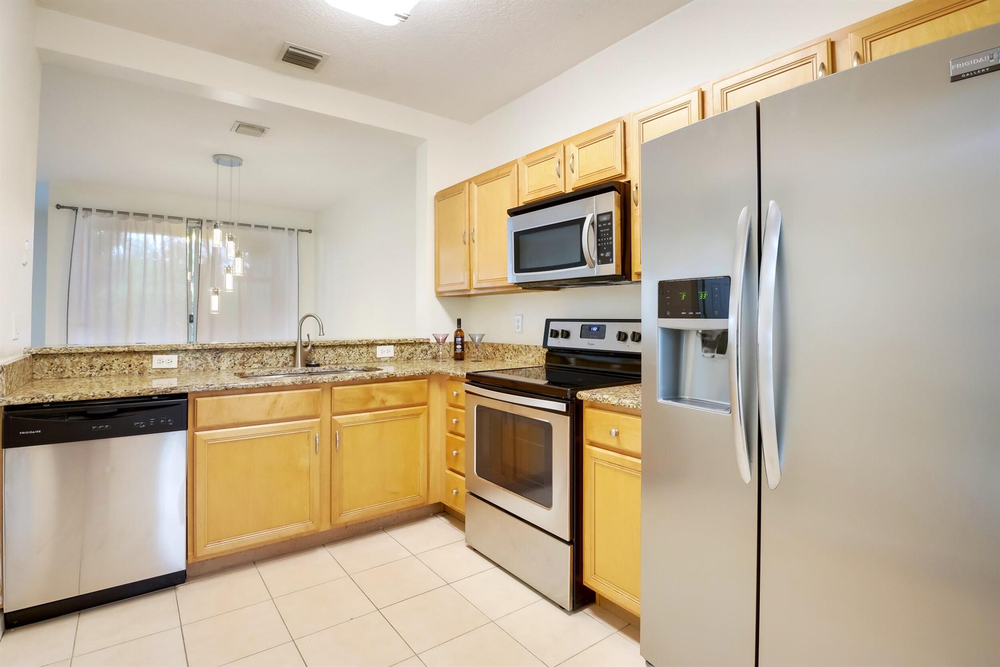BOYNTON OASIS CONDO - Residential Lease