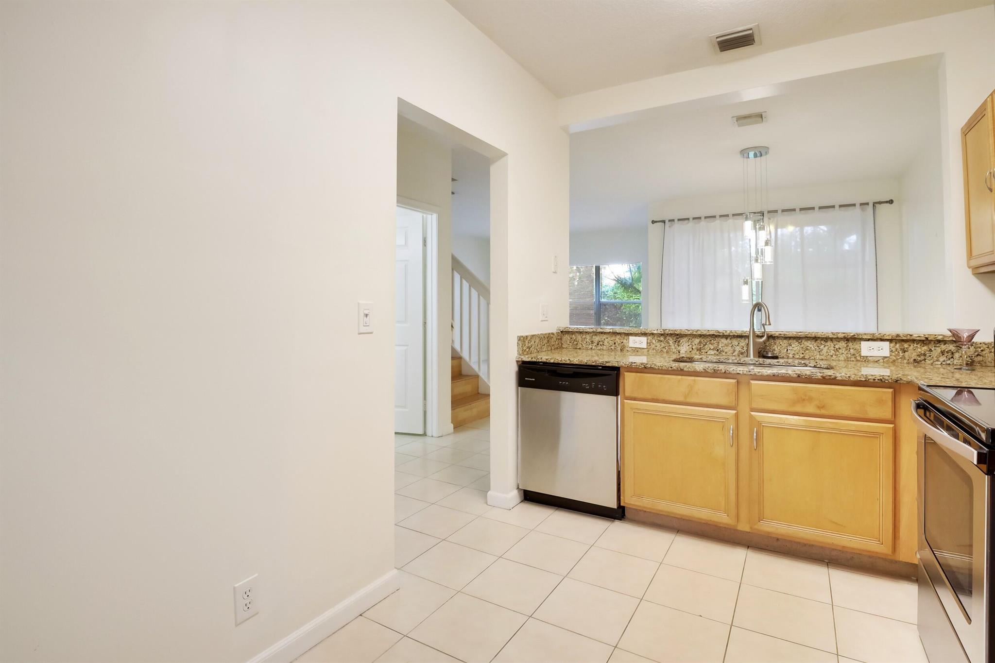 BOYNTON OASIS CONDO - Residential Lease