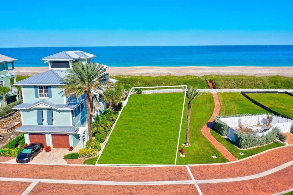 Photo of 5044 Watersong Way, Fort Pierce, FL 34949 (MLS # R10932421)