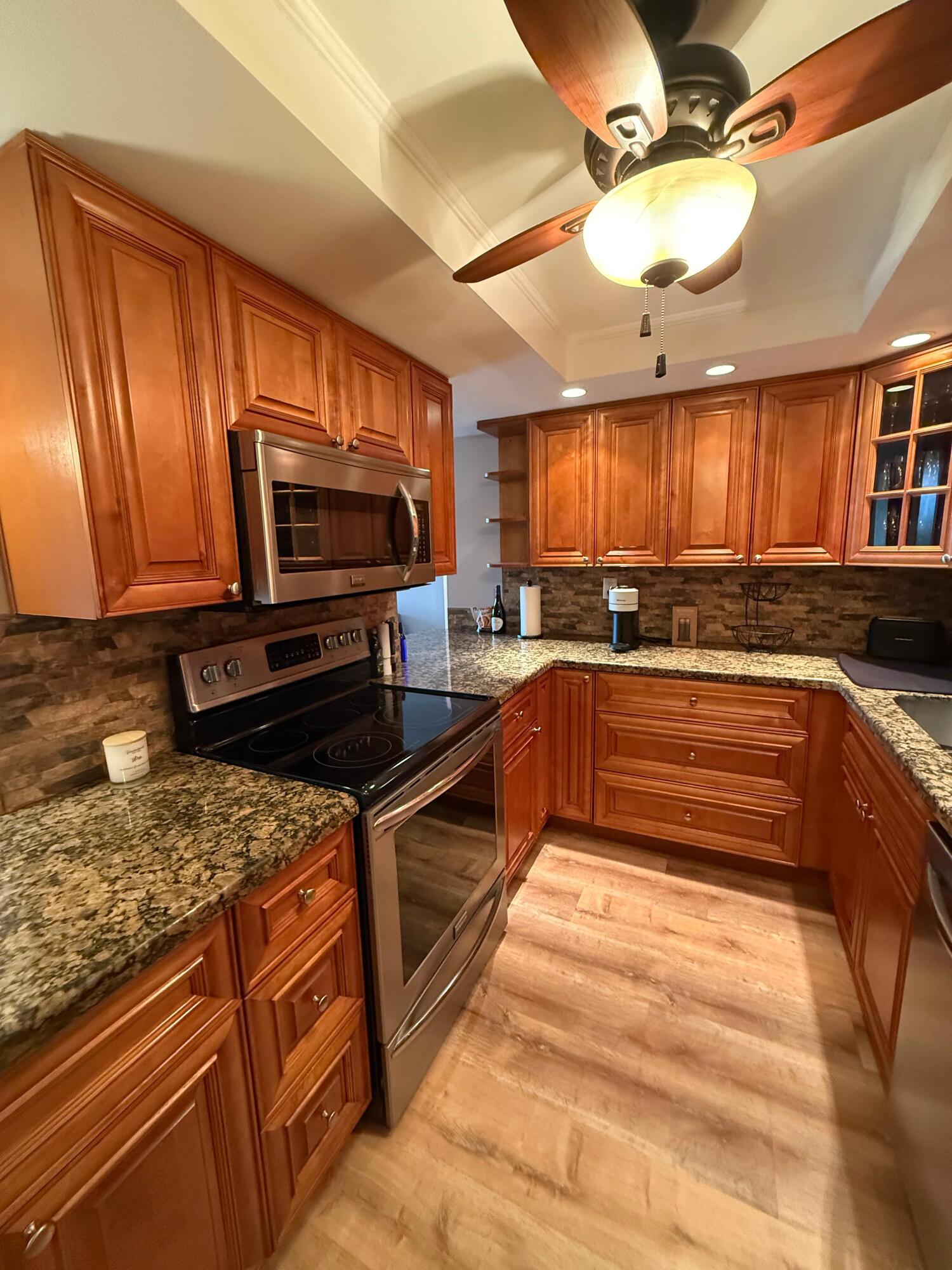 LA COSTA DEL MAR - Residential Lease