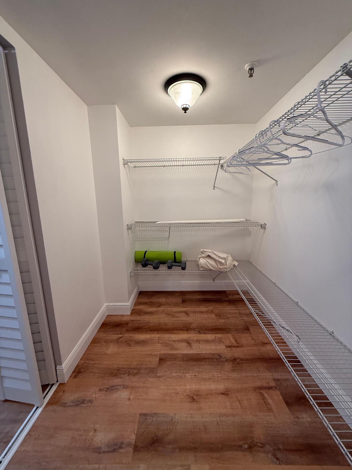 LA COSTA DEL MAR - Residential Lease