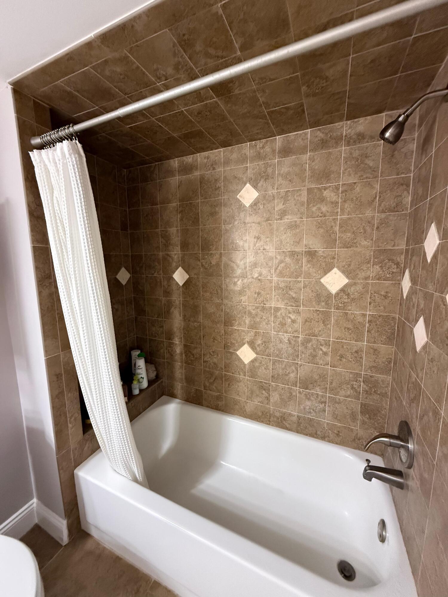 LA COSTA DEL MAR - Residential Lease