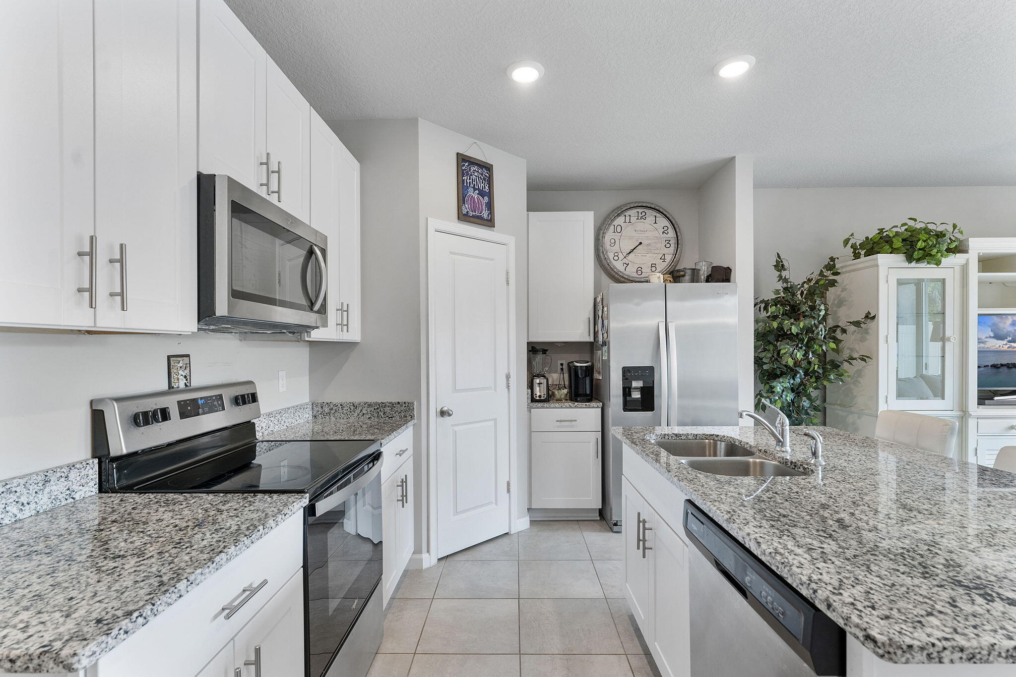TRILLIUM - Residential