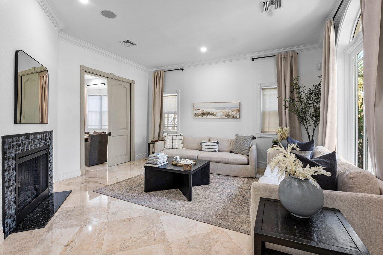 HARBOR BEACH EXTENSION - Residential