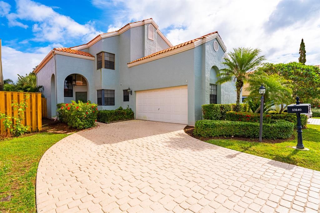Photo of 13140 Cristal D Arques Drive, Palm Beach Gardens, FL 33410 (MLS # R10687958)