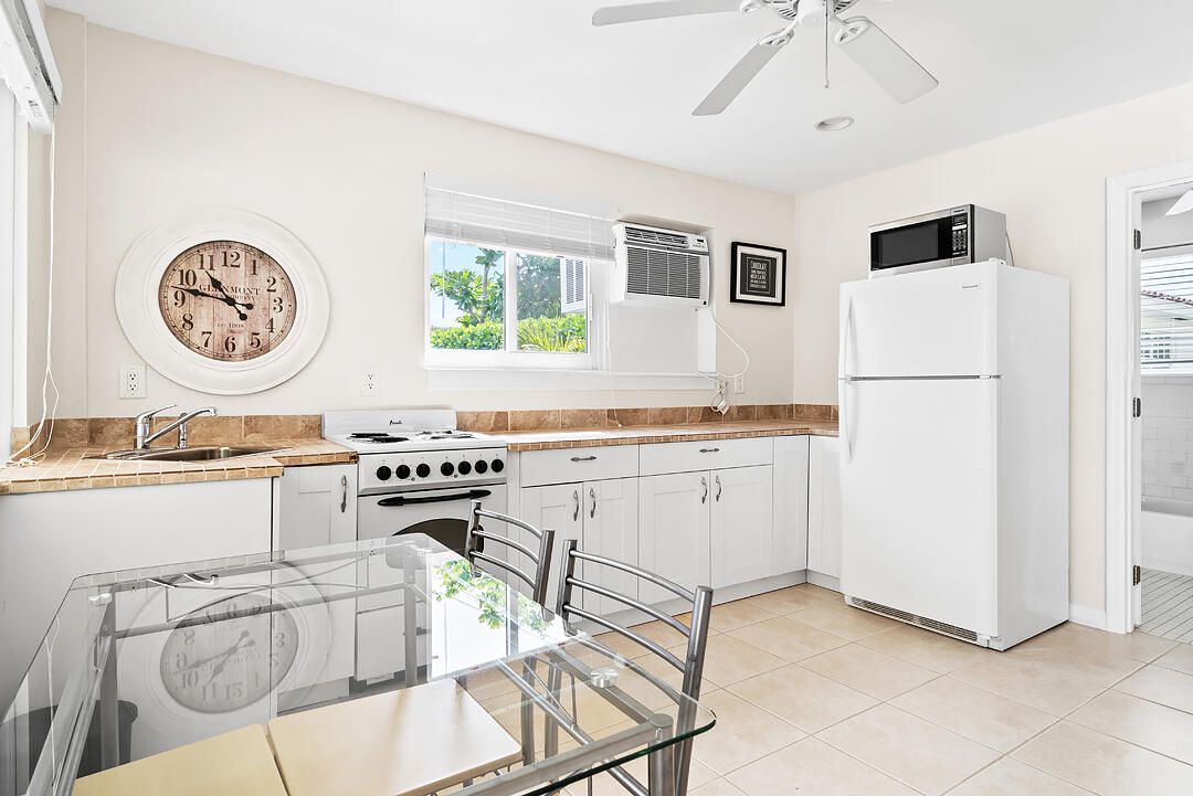 LAKEWOOD - Residential