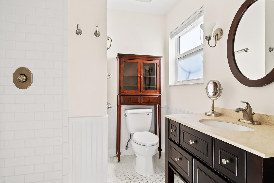 LAKEWOOD - Residential