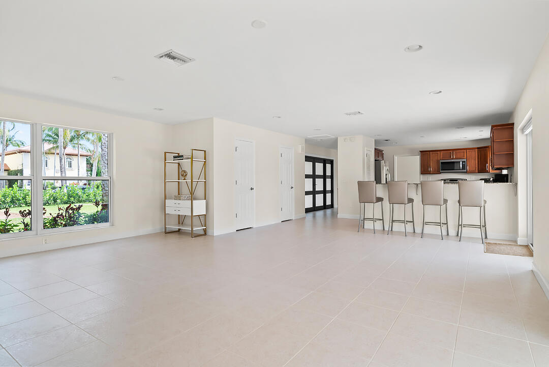 LAKEWOOD - Residential