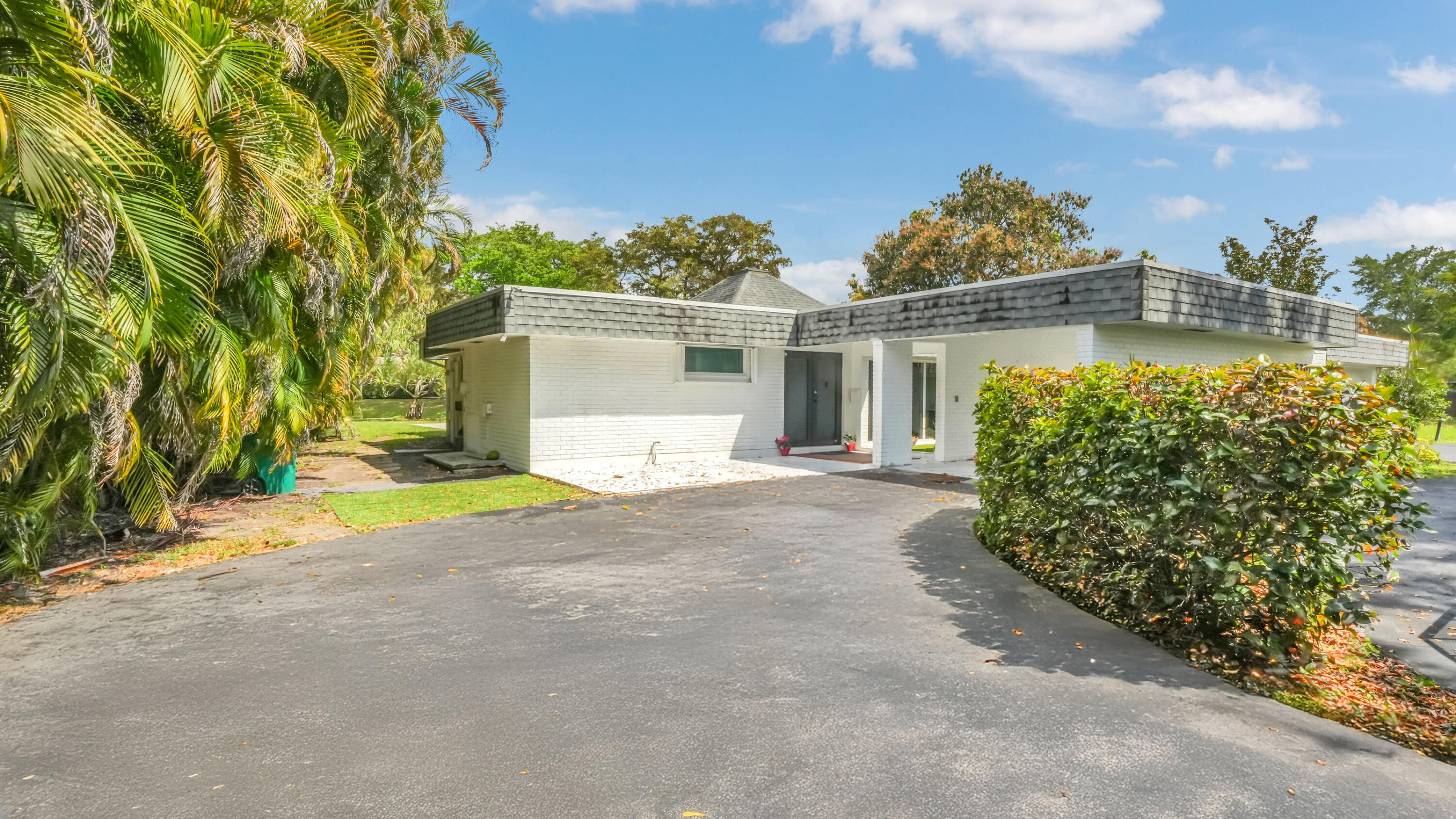 WOODLANDS SEC FIVE - Residential