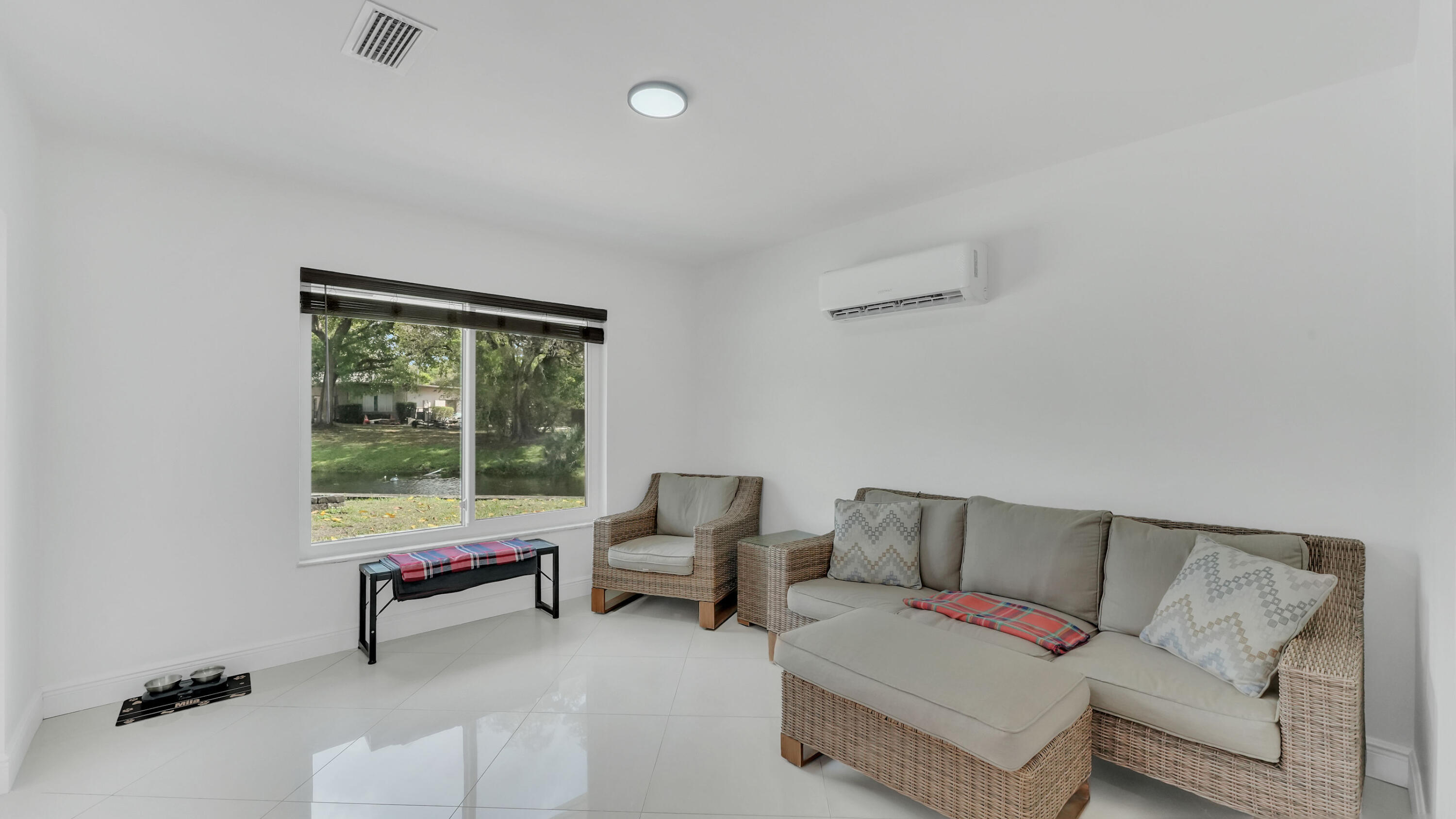 WOODLANDS SEC FIVE - Residential