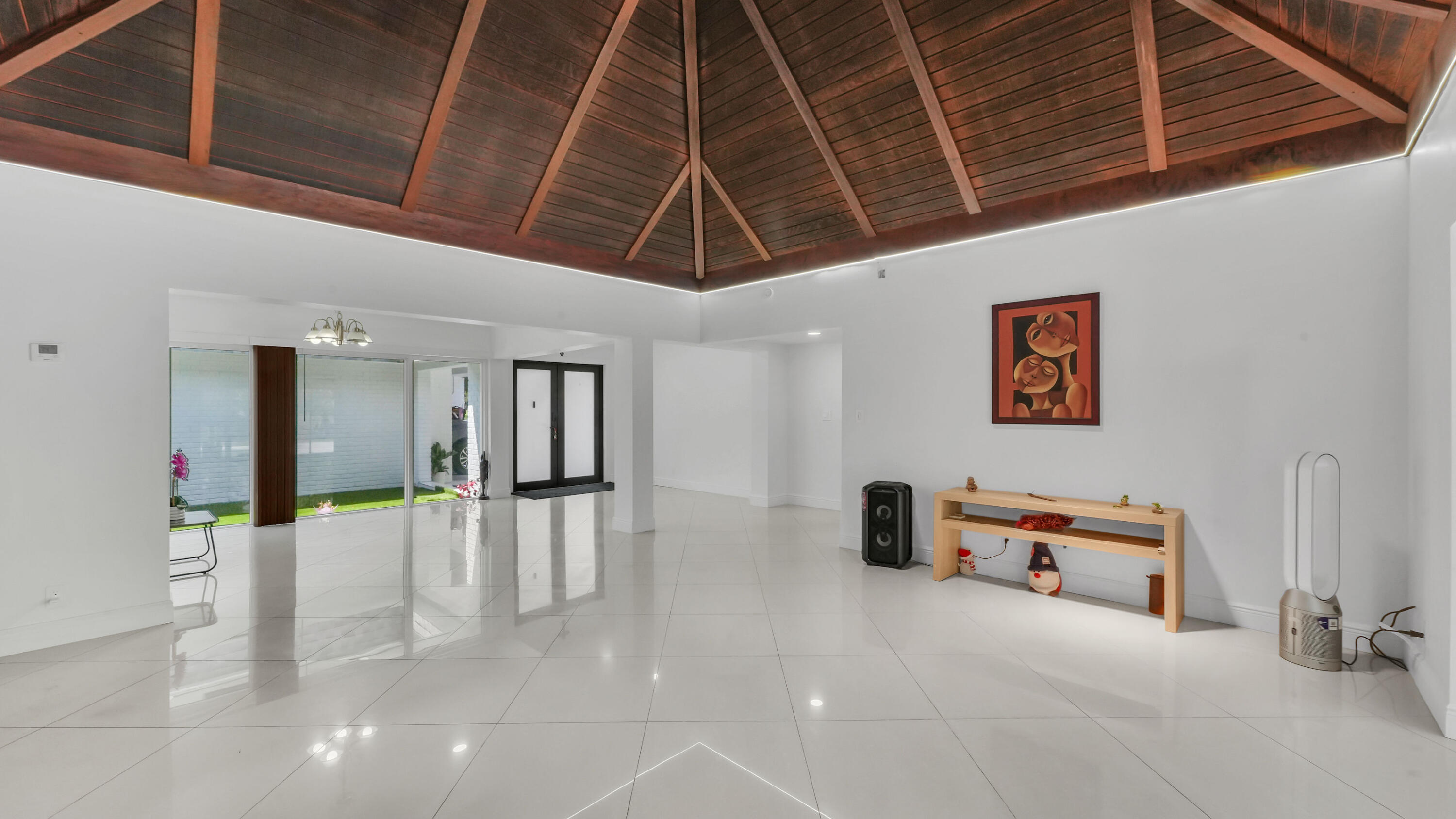 WOODLANDS SEC FIVE - Residential