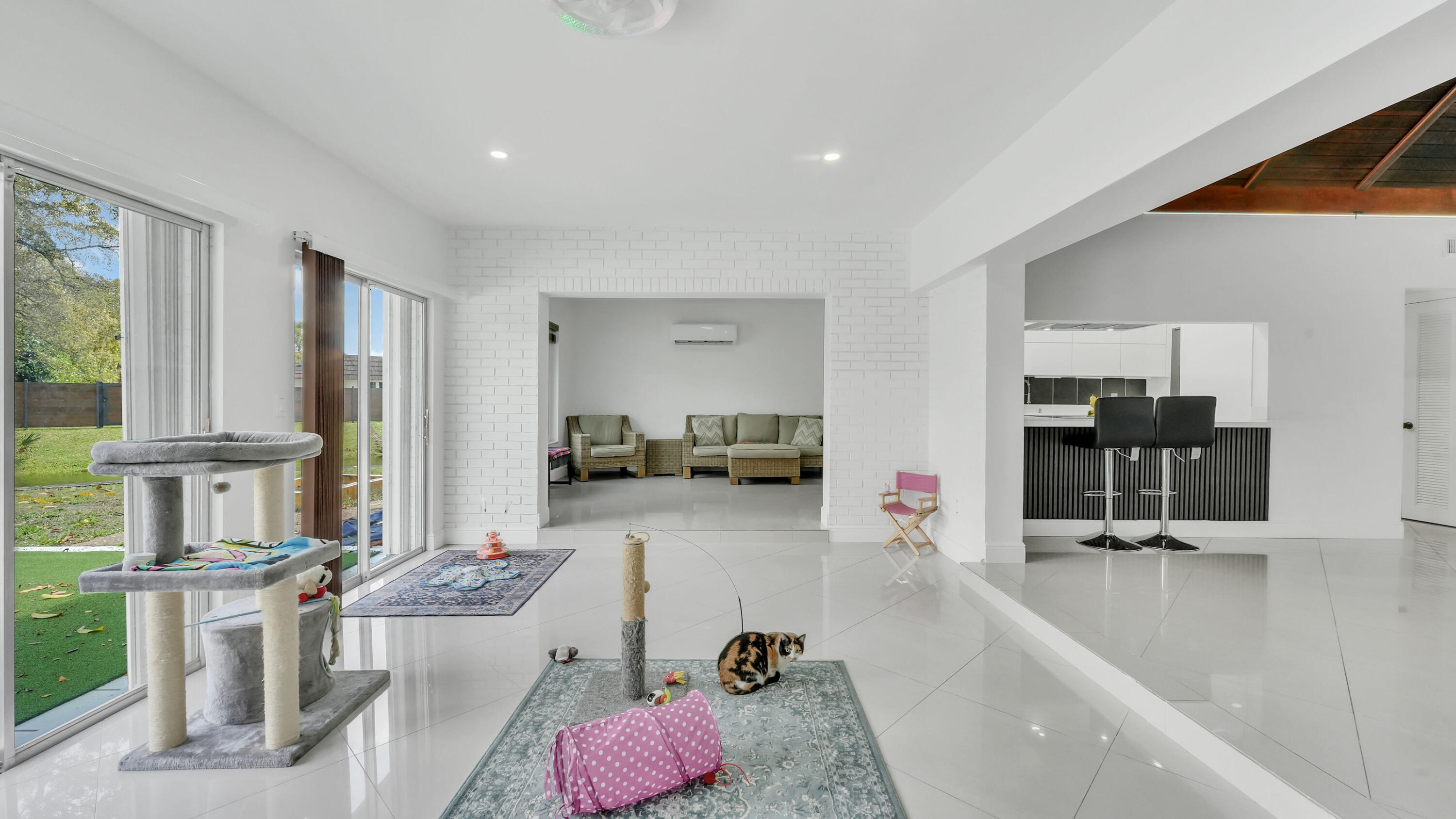 WOODLANDS SEC FIVE - Residential