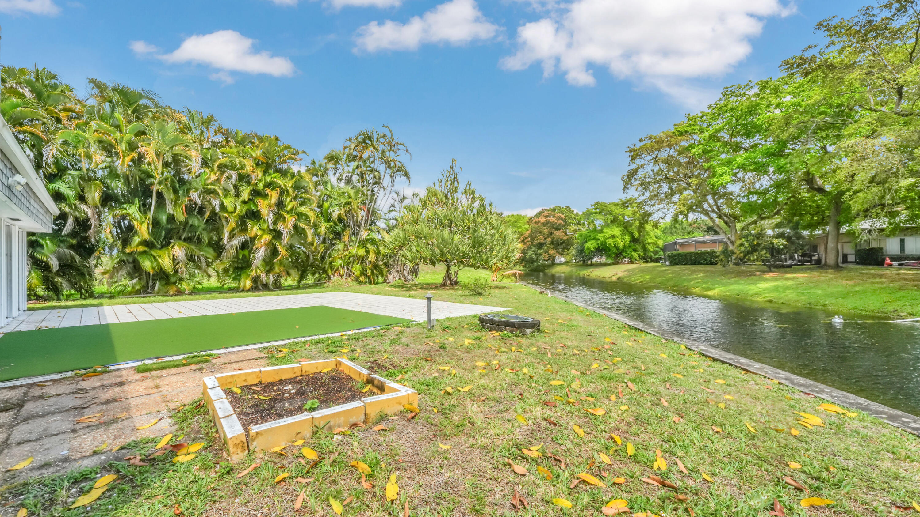 WOODLANDS SEC FIVE - Residential