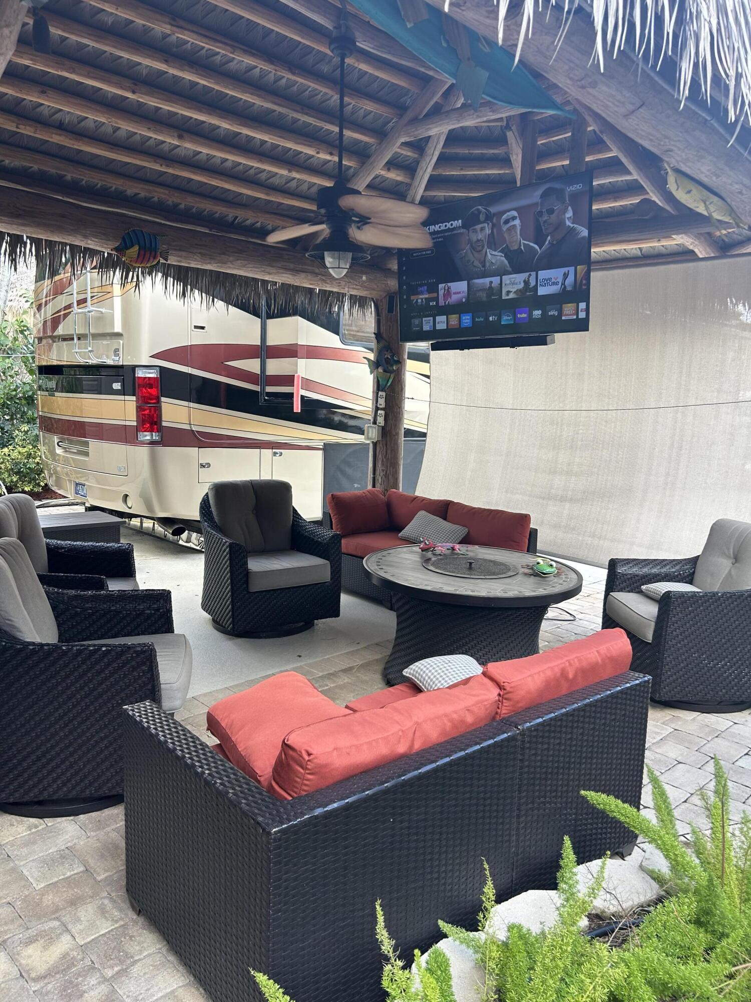 Outdoor Resort - Land