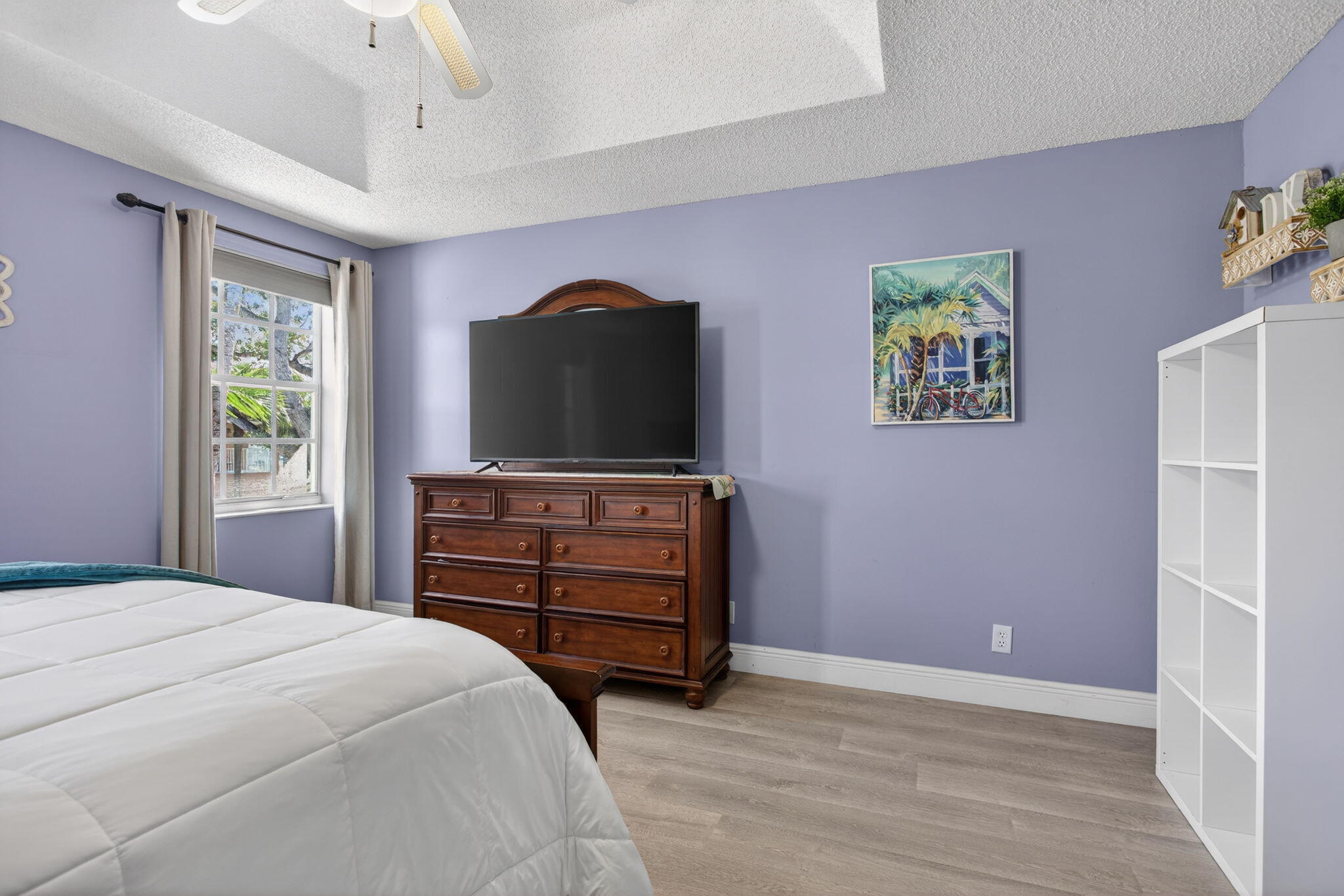 ADDISON COURT - Residential