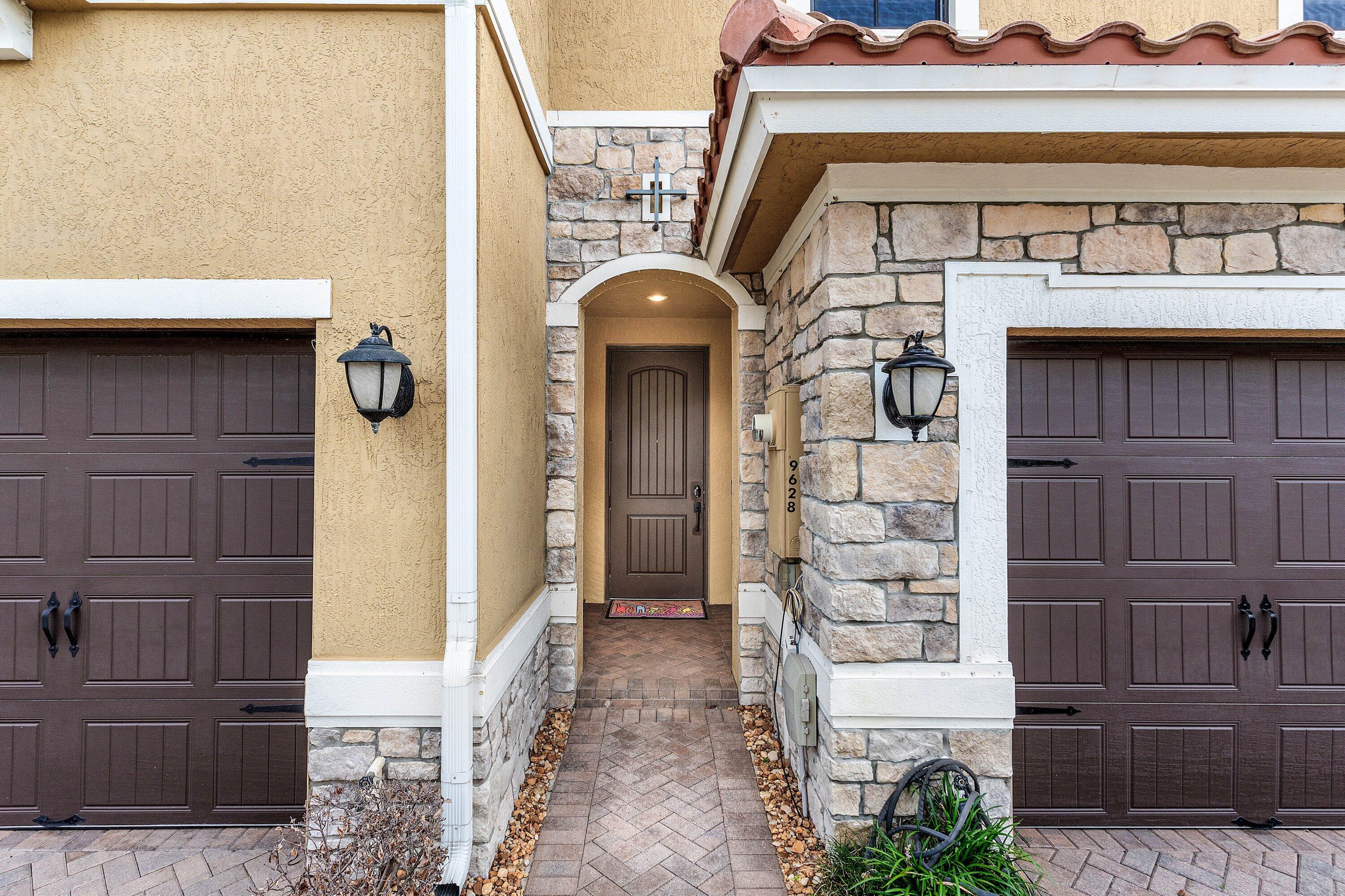 Properties | Stephanie Kaufman 9628 Waterview Way
