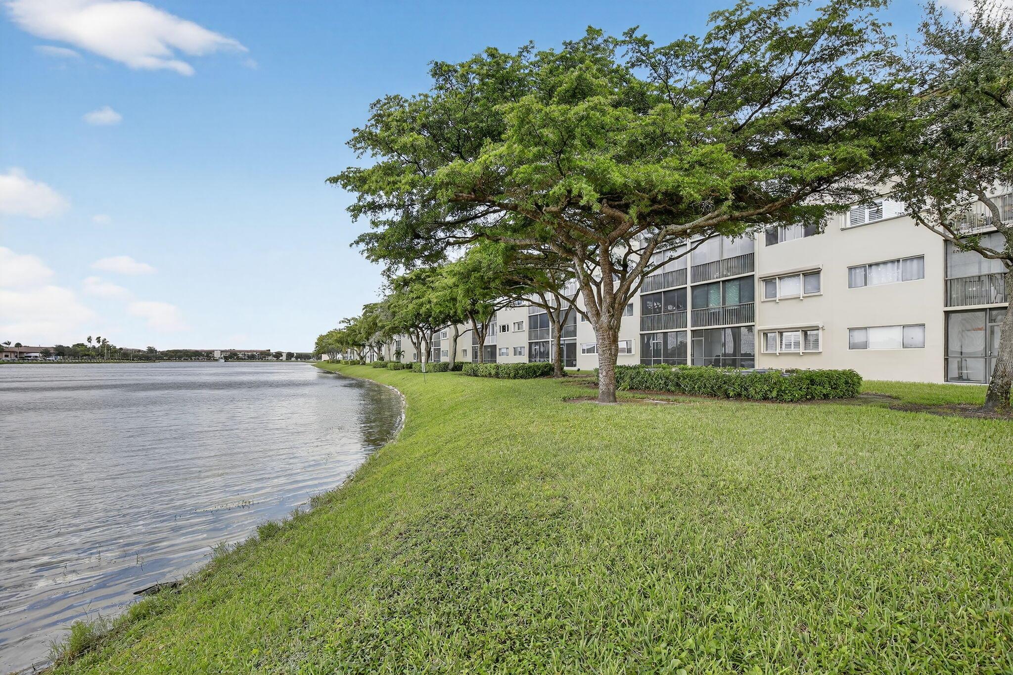 IVANHOE EAST AT CENTURY V - Residential