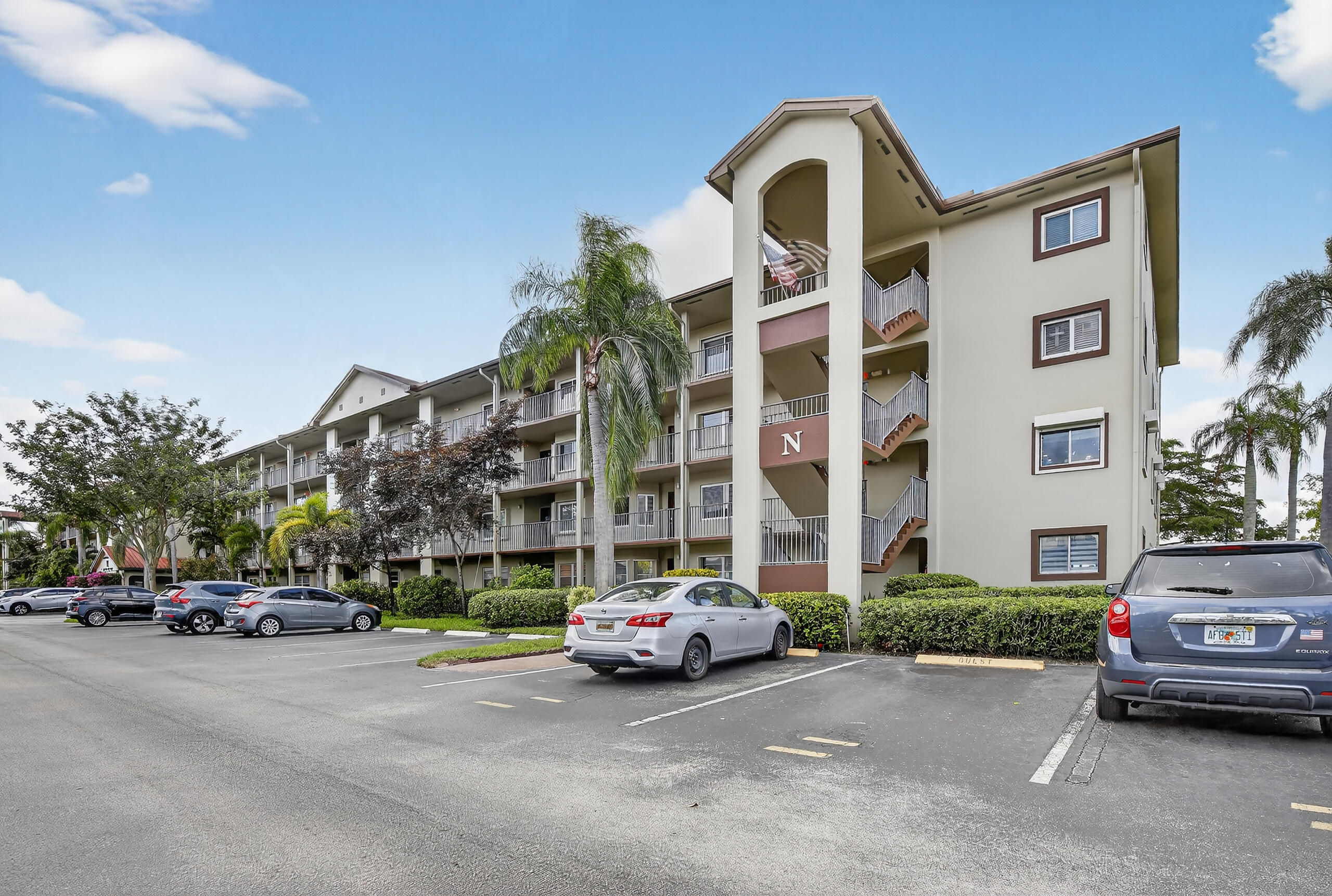 IVANHOE EAST AT CENTURY VILLAGE - Residential