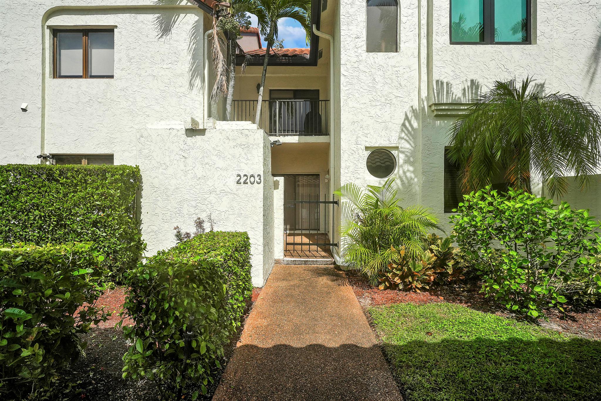 7860 Seville Place 2203