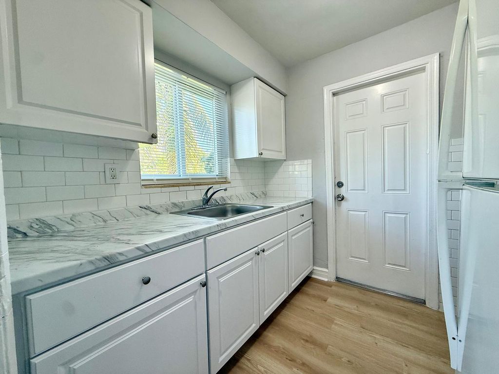 Photo of 3041 NE 7th Avenue #C, Pompano Beach, FL 33064 (MLS # B26025833)