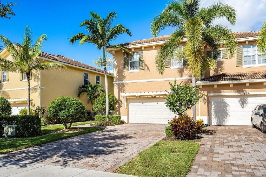Photo of 4795 Cadiz Circle, Palm Beach Gardens, FL 33418 (MLS # R10986700)