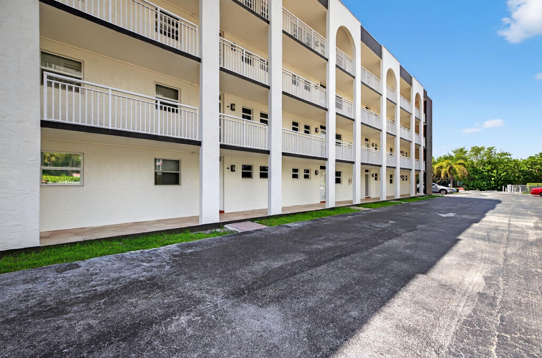 1541 S Ocean Blvd 122