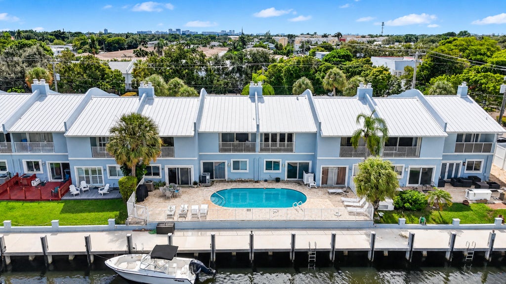 Photo of 2107 NE 44th Street, Lighthouse Point, FL 33064 (MLS # B26088684)