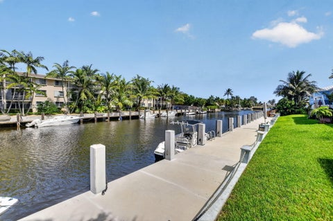 Tiny photo for 2107 NE 44th Street, Lighthouse Point, FL 33064 (MLS # B26088684)