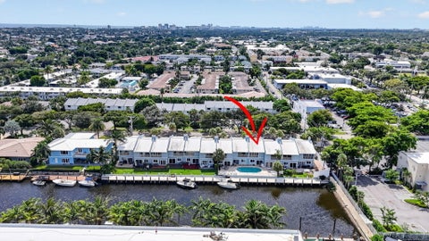 Tiny photo for 2107 NE 44th Street, Lighthouse Point, FL 33064 (MLS # B26088684)