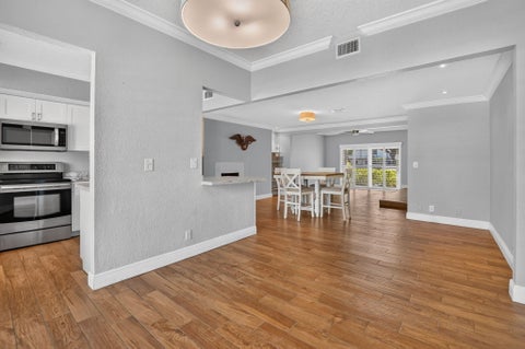 Tiny photo for 2107 NE 44th Street, Lighthouse Point, FL 33064 (MLS # B26088684)