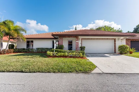 334 NW 42nd Street, Boca Raton, FL MLS: R11073569