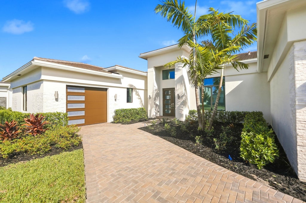 Photo of 10253 CANTER CREEK Court, Lake Worth, FL 33449 (MLS # B26081883)