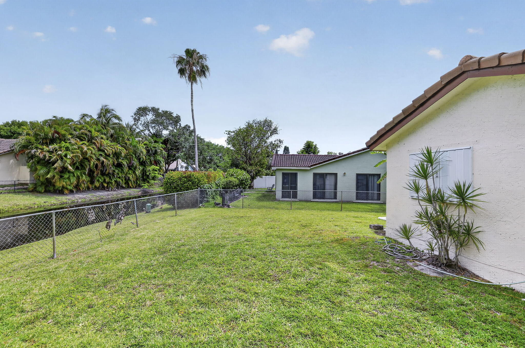 BRENTWOOD VILLAGE - Residential