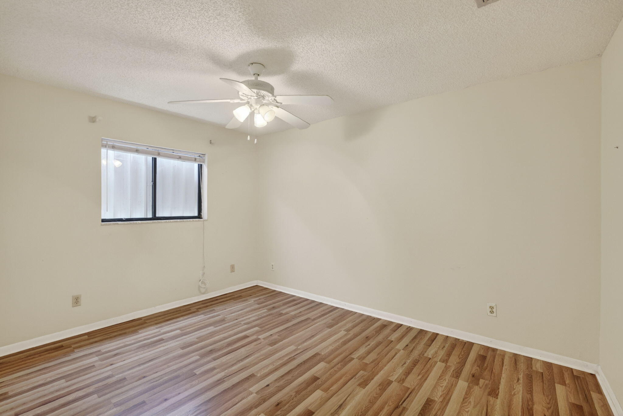 BRENTWOOD VILLAGE - Residential