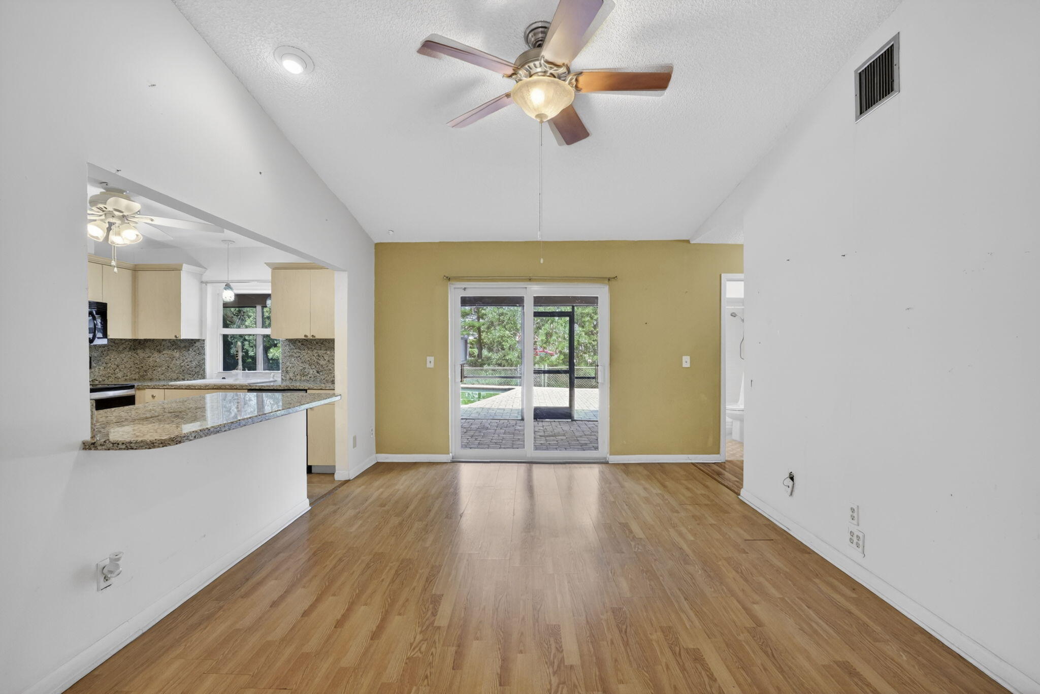 BRENTWOOD VILLAGE - Residential