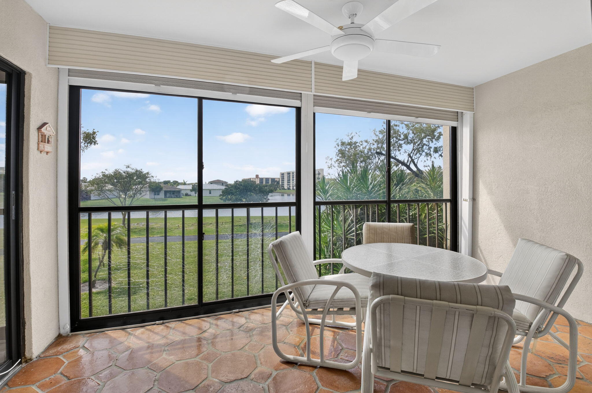 HUNTINGTON LAKES SEC THREE CONDOS - Residential