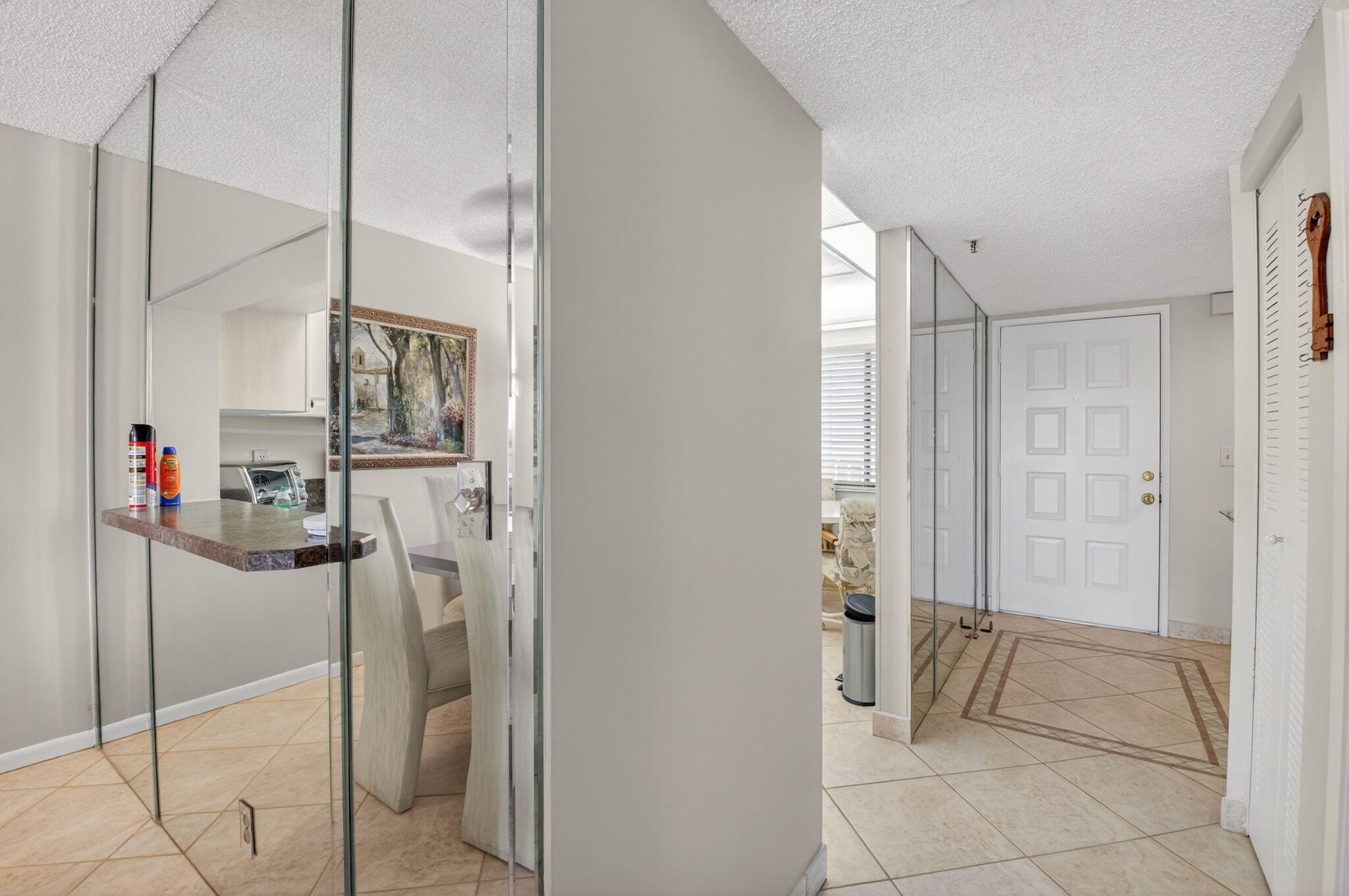 HUNTINGTON LAKES SEC THREE CONDOS - Residential