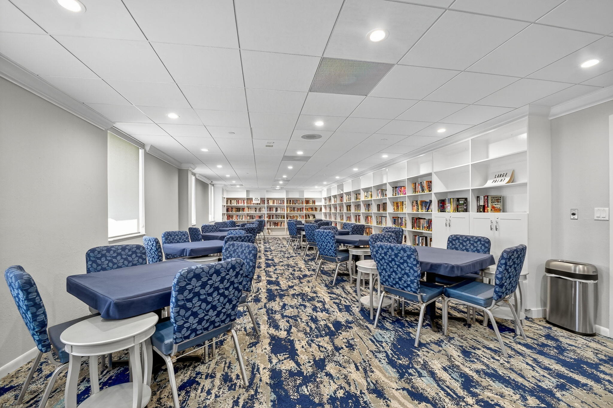 HUNTINGTON LAKES SEC THREE CONDOS - Residential